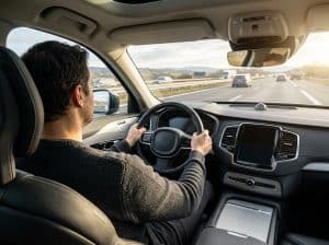 Est-ce qu'on consomme plus sur l'autoroute ou en ville ?