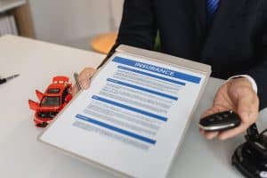 Contrat d'assurance et clé de voiture